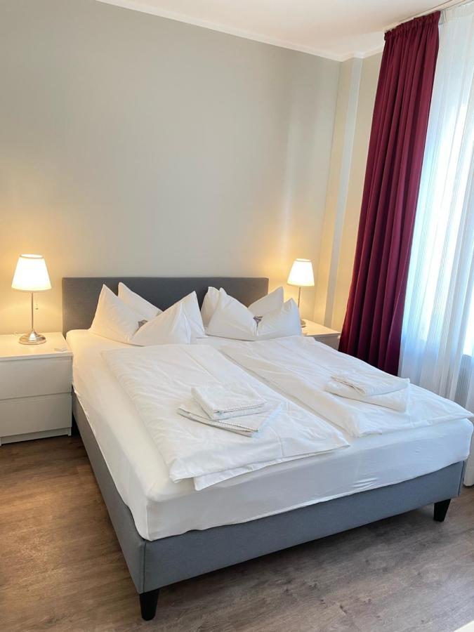 Barcelona Bed & Breakfast Düsseldorf Eksteriør billede