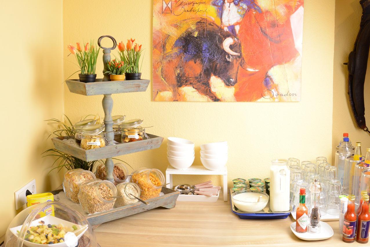 Barcelona Bed & Breakfast Düsseldorf Eksteriør billede